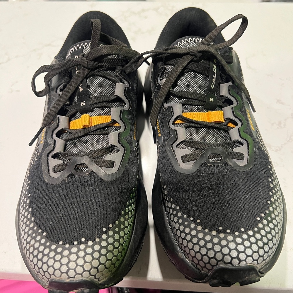 Brooks Caldera 6 size 7.5 women’s